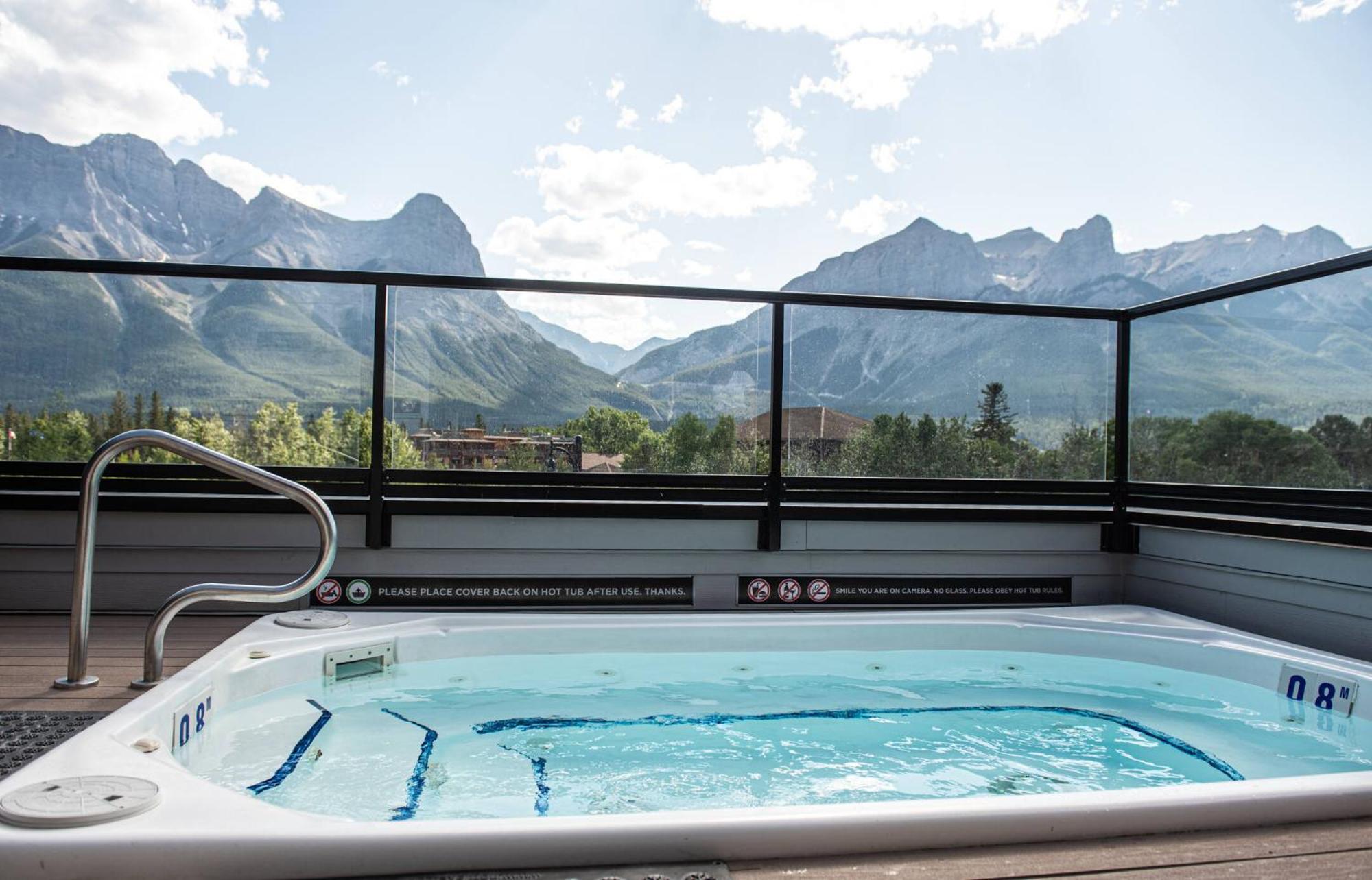 Basecamp Resorts Canmore Exterior photo